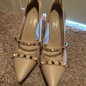 MARC FISHER HADAMA PUMP